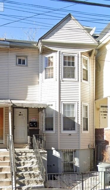 Building Photo - 45A Van Reypen St