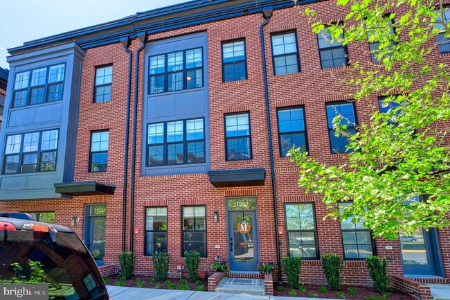 Building Photo - 11237 Beaker St