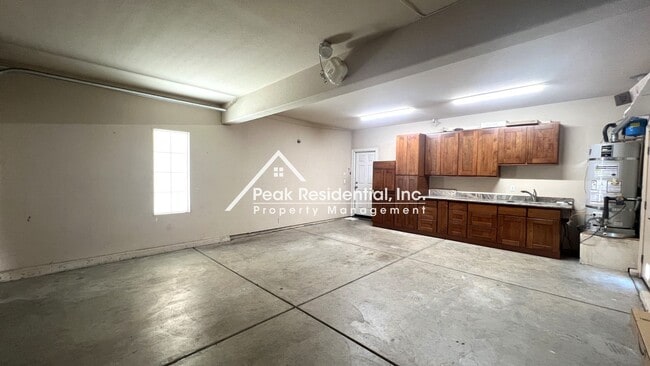 Building Photo - 3351 Jami Ct