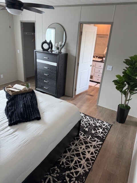 Building Photo - 15953 S Flores Rd