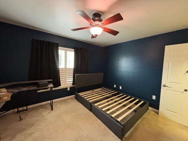 Building Photo - Beautiful 3 Bedroom 2 Bathroom in Stowe To...