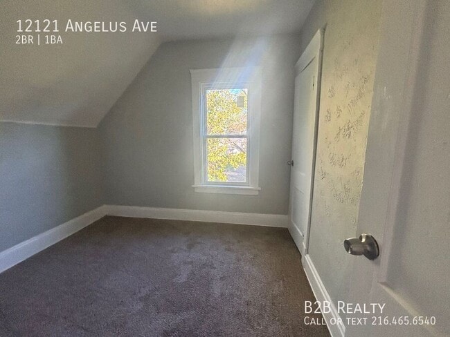Building Photo - 12121 Angelus Ave