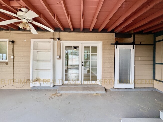 Building Photo - 4740 E Melissa St