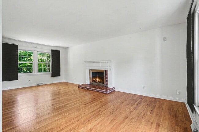 Building Photo - 6951 Copperglow Ct