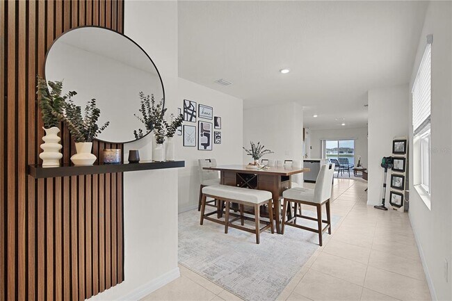 Building Photo - 1749 Southfork Dr