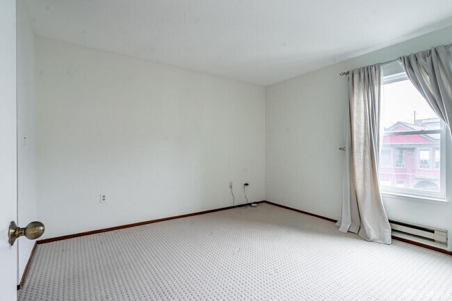Building Photo - 2225 23rd St