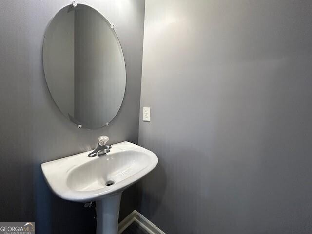 Building Photo - 1943 Hoods Fort Cir NW