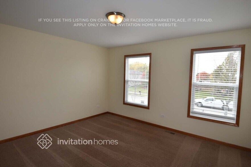 Building Photo - 1722 Mystic Dr