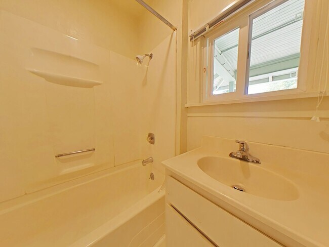 Building Photo - SUMMER SPECIAL ~ $625 OFF FIRST MONTHS RENT