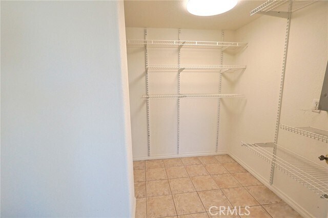 Building Photo - 5228 Vanderhill Rd