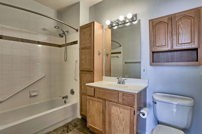 Building Photo - 5620 Fossil Creek Pkwy