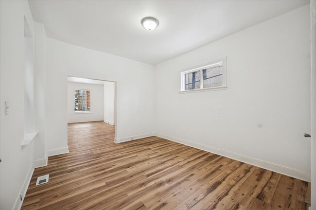 Building Photo - Germantown 4 Bedroom House- Half Bath on the First Floor!