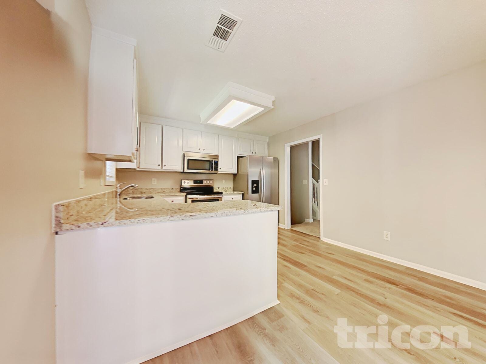 Building Photo - 305 Nims Dr