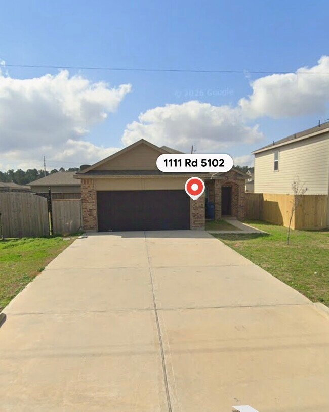 Building Photo - 1111 Rd 5102