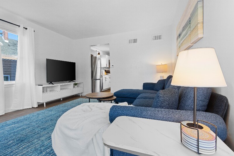 Building Photo - 914 Quincy St