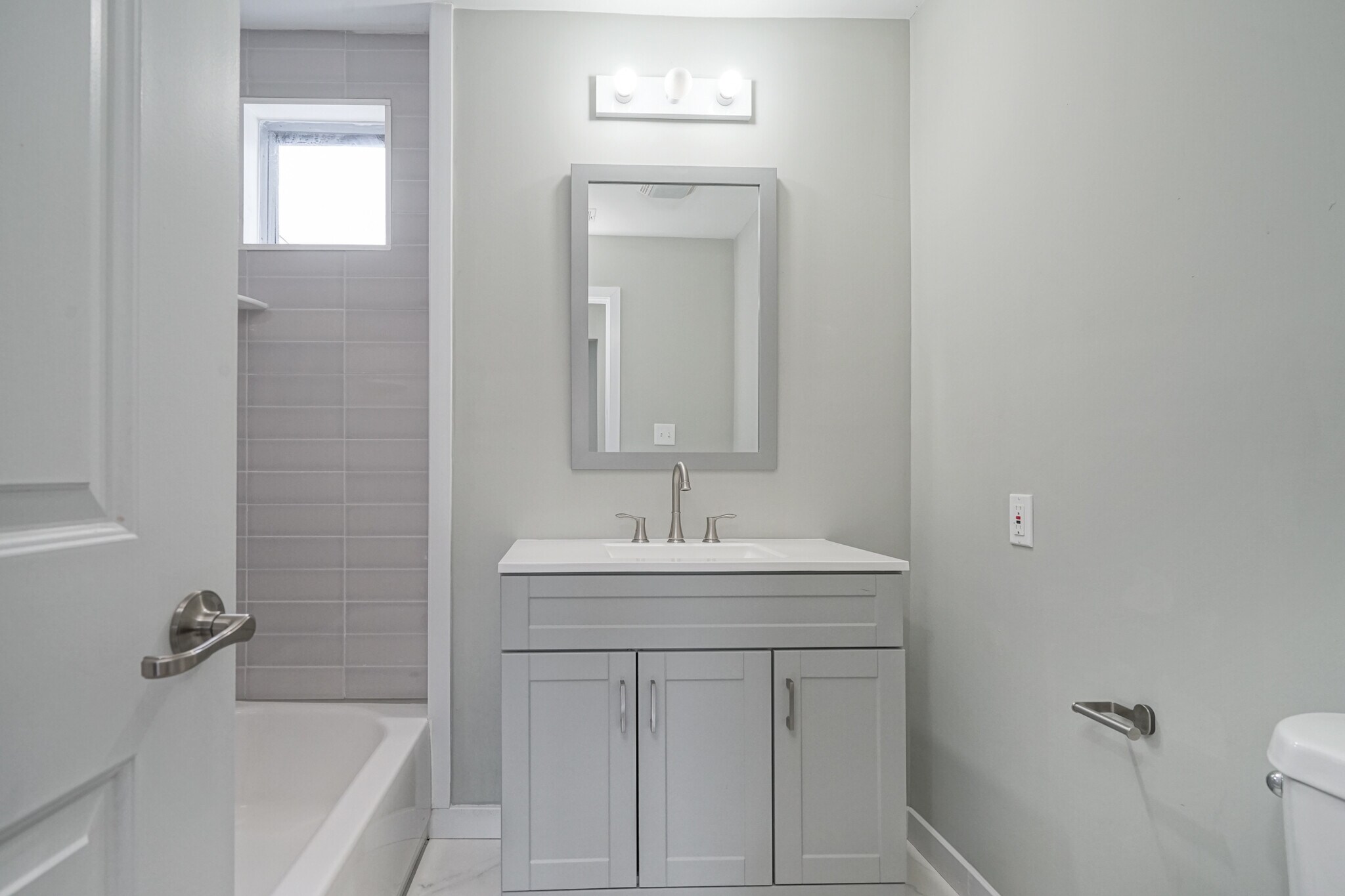 Building Photo - 1918 Pierce St