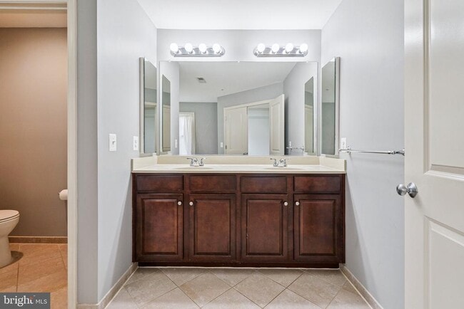 Building Photo - 1525 Rabbit Hollow Pl