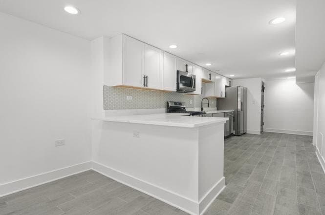 Building Photo - 322 S Kostner Ave