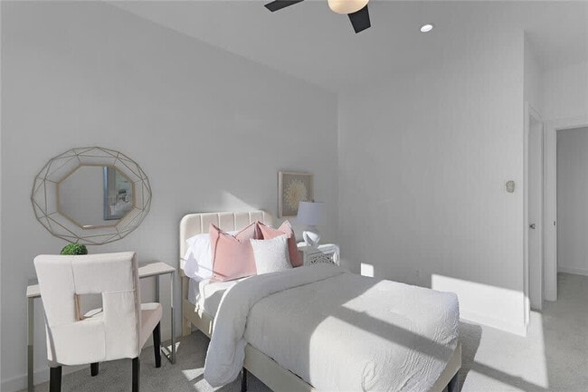 Building Photo - 2931 El Fenice Ln