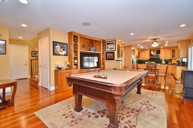 Building Photo - 204 Cypress Hills Ct