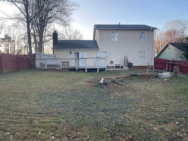 Building Photo - 6016 Loch Arbor Ln