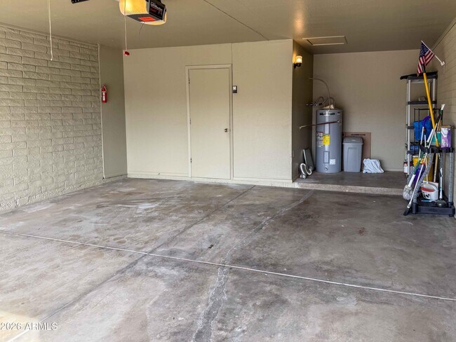 Building Photo - 16811 N 32nd Ave