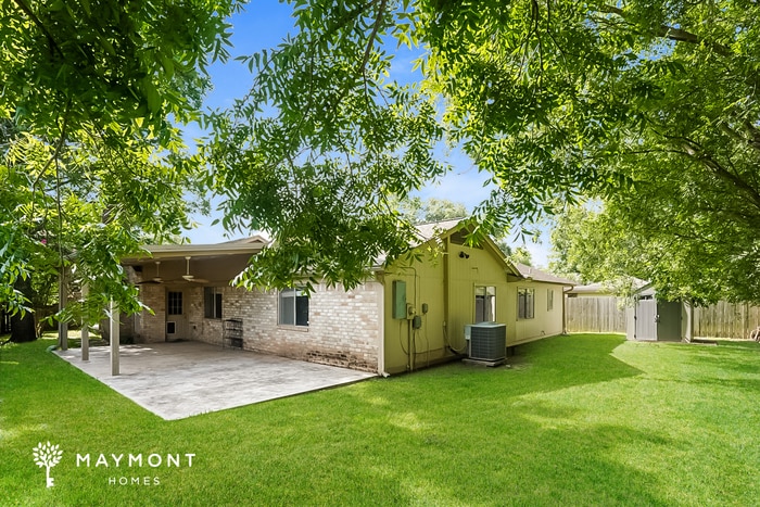 Building Photo - 3519 Golden Tee Ln