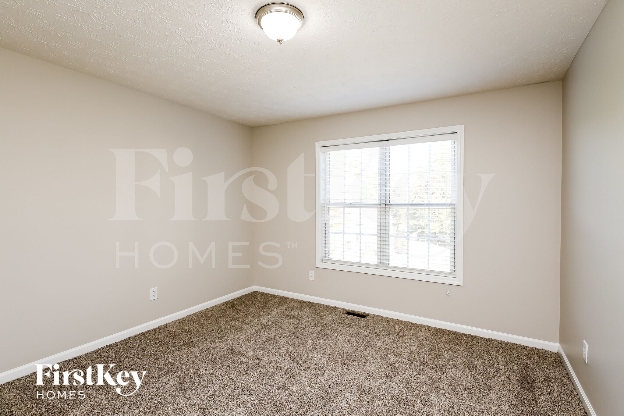 Building Photo - 4425 Red Rock Point