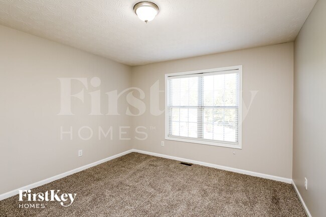 Building Photo - 4425 Red Rock Point