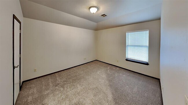 Building Photo - 1720 W Palm Pl