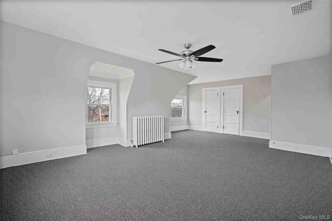 Building Photo - 9 Ridgeview Ave