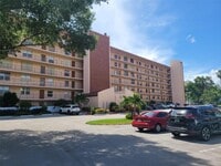 Building Photo - 14575 Bonaire Blvd