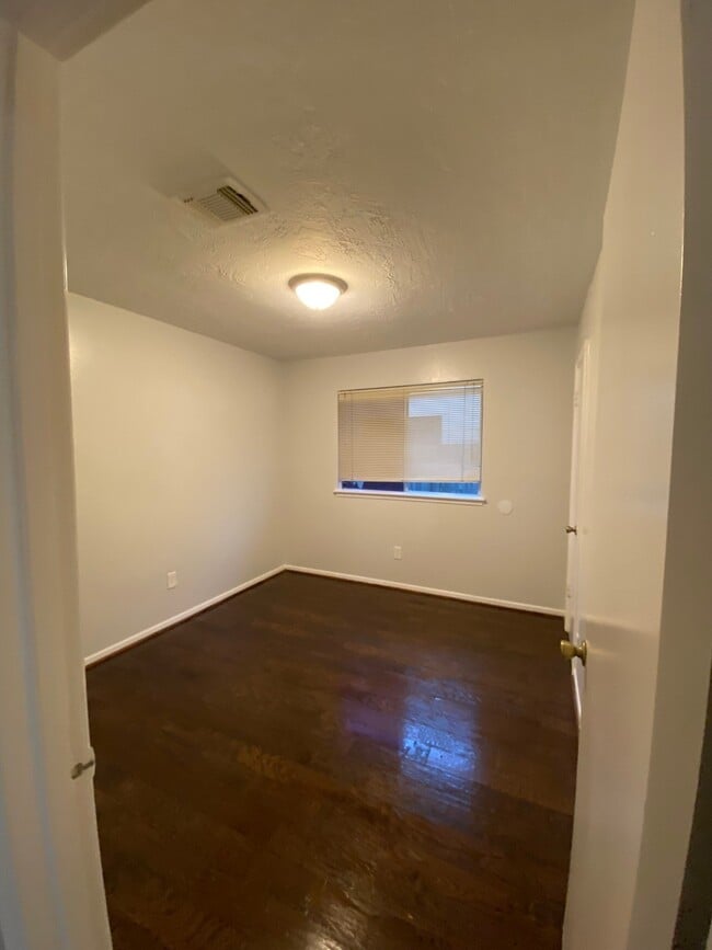 Building Photo - 20074 S Navaho Trail