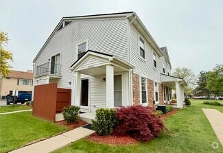 Building Photo - 42484 Saratoga Rd