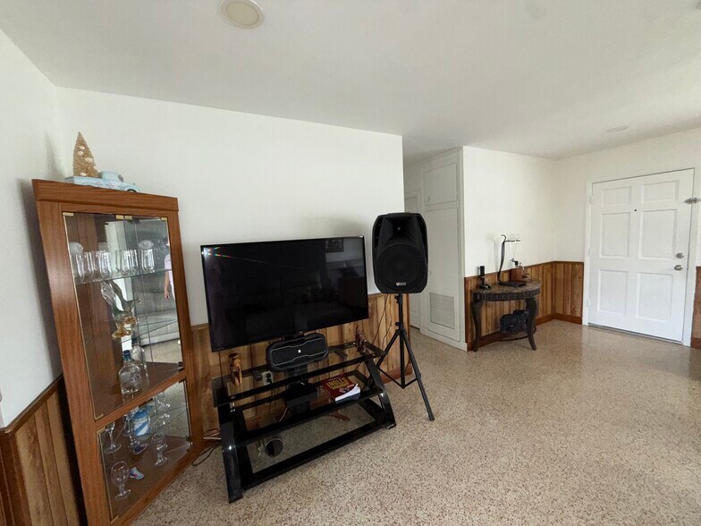 Building Photo - 11741 SW 177th Ter