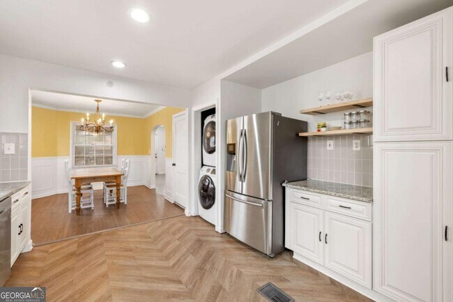 Building Photo - 1649 Beecher St SW