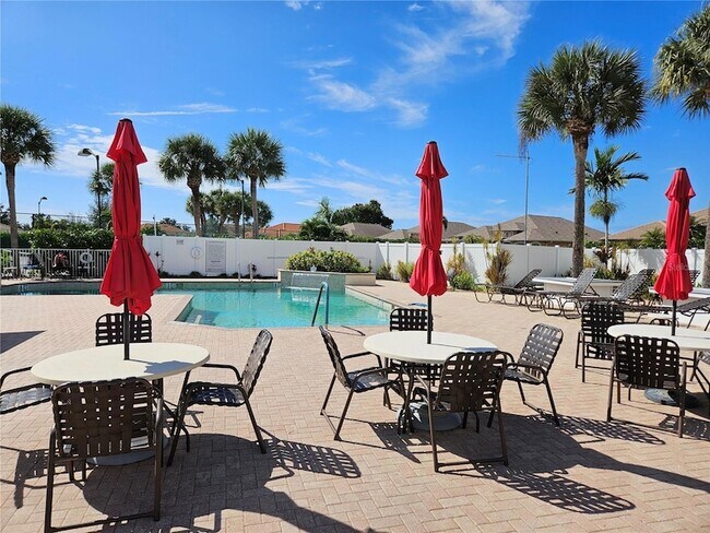 Building Photo - 920 Onager Ct