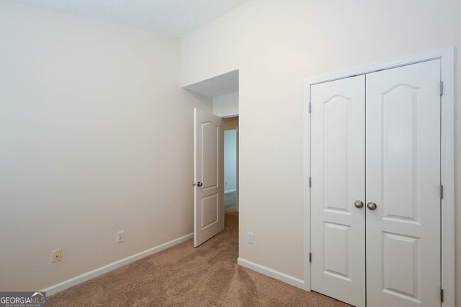 Building Photo - 7705 Commerce Ct