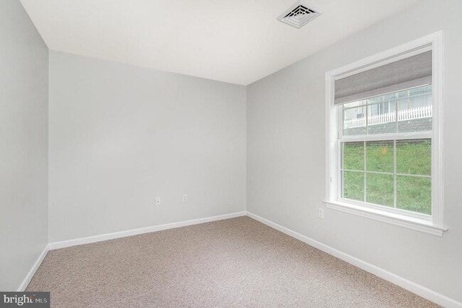 Building Photo - 774 Winding Ln