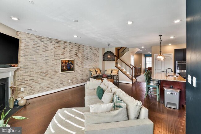 Building Photo - 3310 Tribune Ct