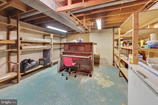 Building Photo - 806 Hope Ct