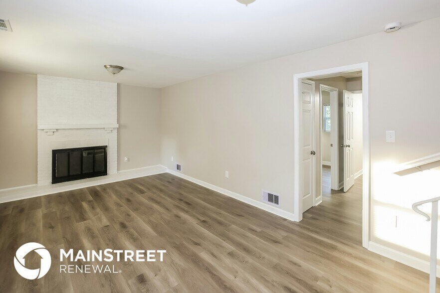 Building Photo - 5805 Quiet Cove Ct