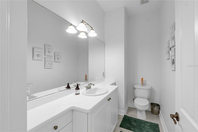 Building Photo - 5469 46th Ct W