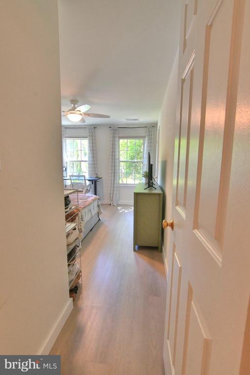 Building Photo - 2220 Springwood Dr