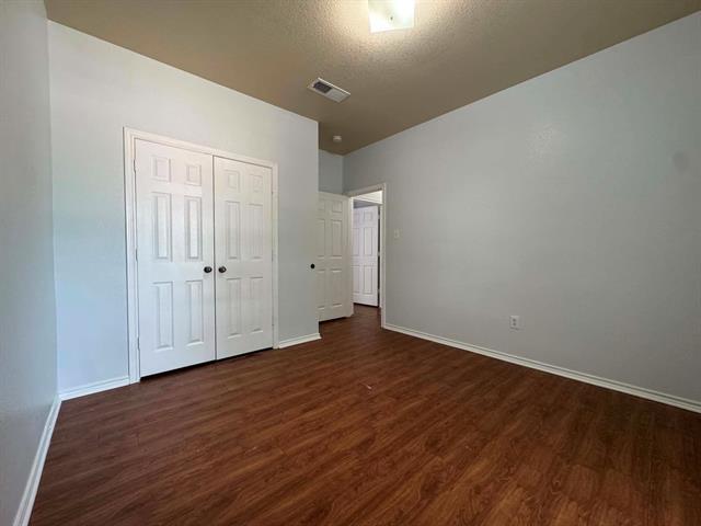 Building Photo - 813 Betty Ct