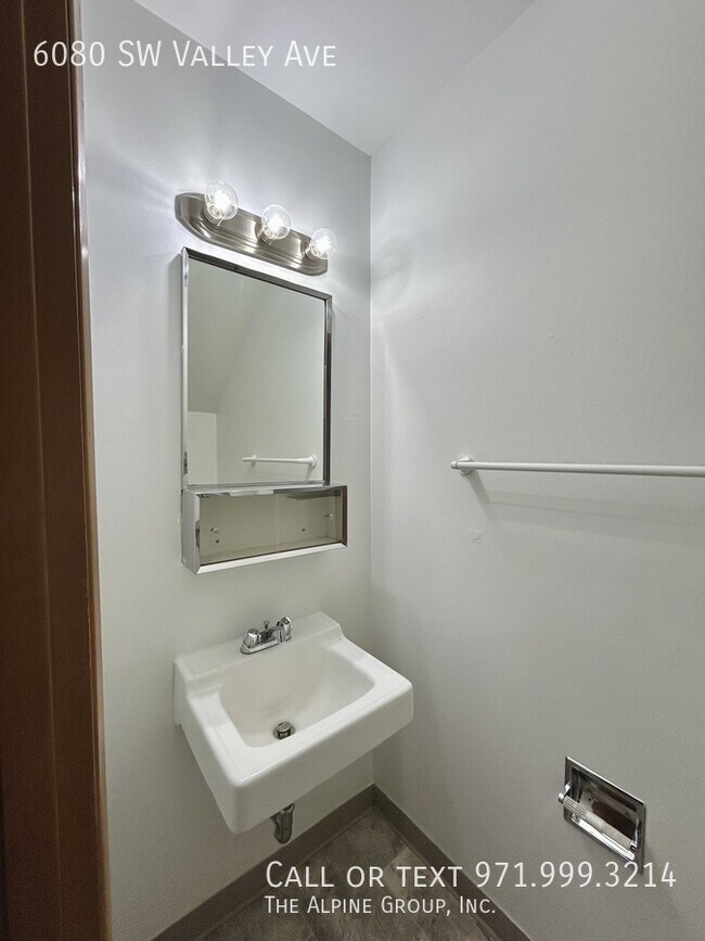 Building Photo - 6080 SW Valley Ave