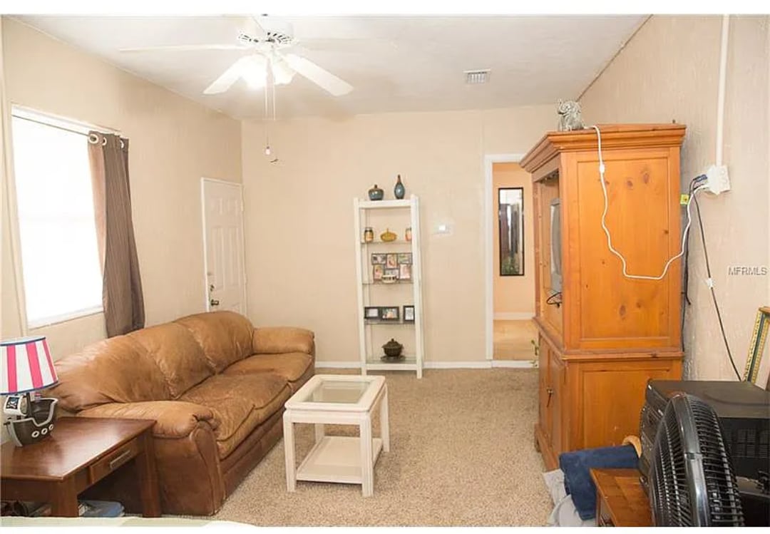 Building Photo - 137 Grace St