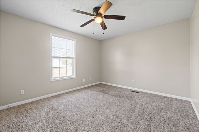 Building Photo - 375 Peabody Dr