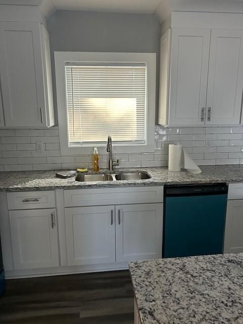 Building Photo - 2043 Juanita St