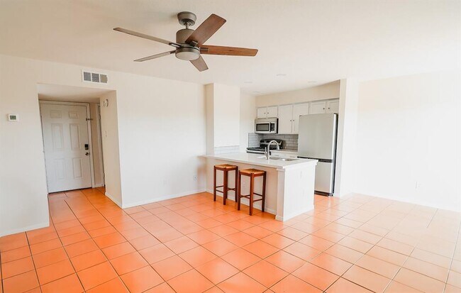 Building Photo - 18511 Egret Bay Blvd